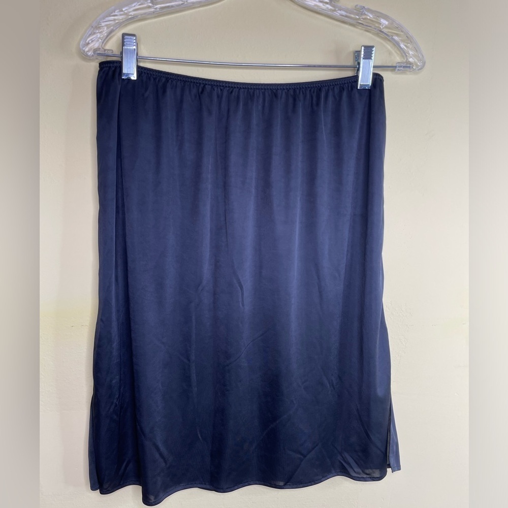 Vassarette Black Half Slip Double Side Slits Size Large
